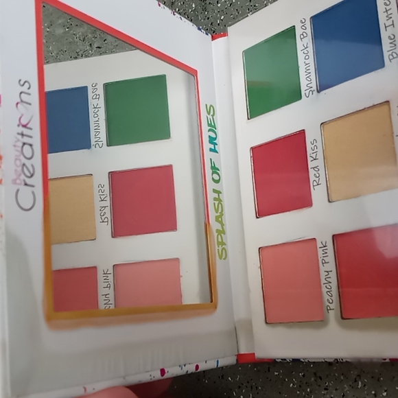 Beauty Creations Splash of Hues EYESHADOW - Picture 6 of 9
